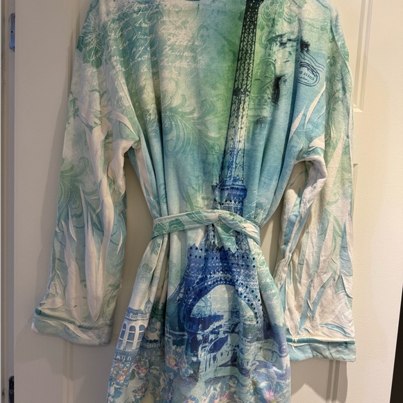 Paris Patterned luxury Robe - Picture 3 of 7
